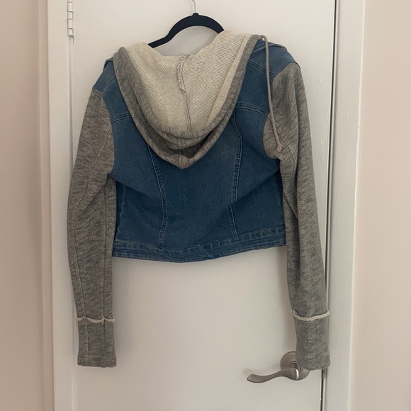 American Rag Jacket - Picture 2 of 2